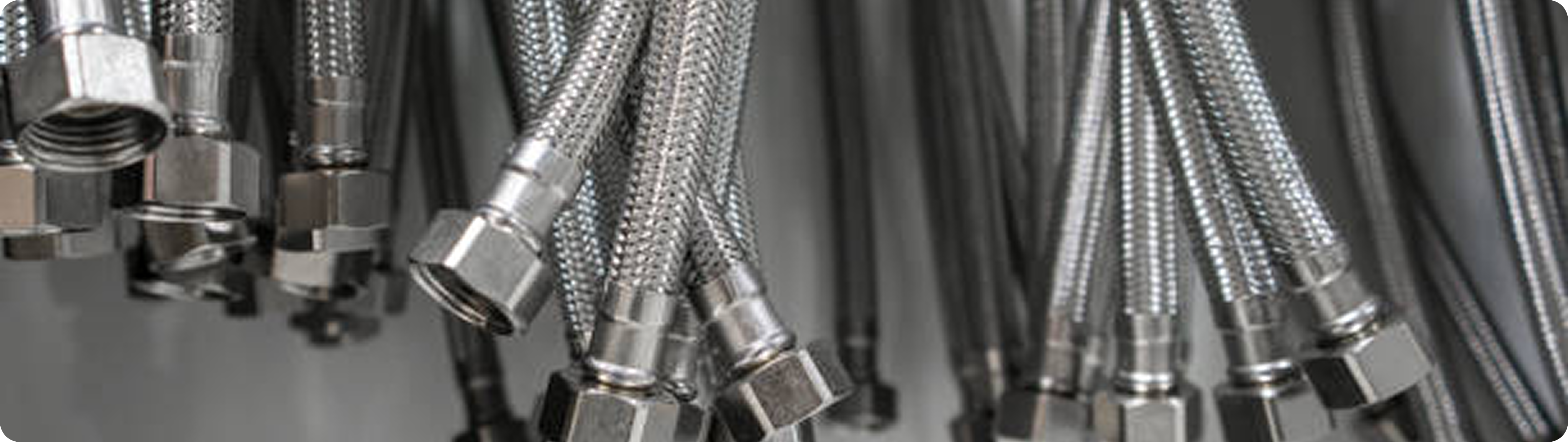 Stainless steel metallic hoses with fittings